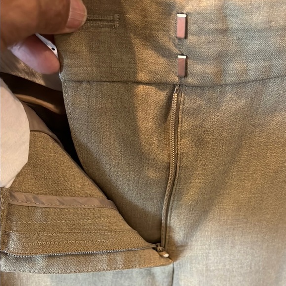 Talbots woman's classic Tan pants size 12 P - Picture 8 of 13